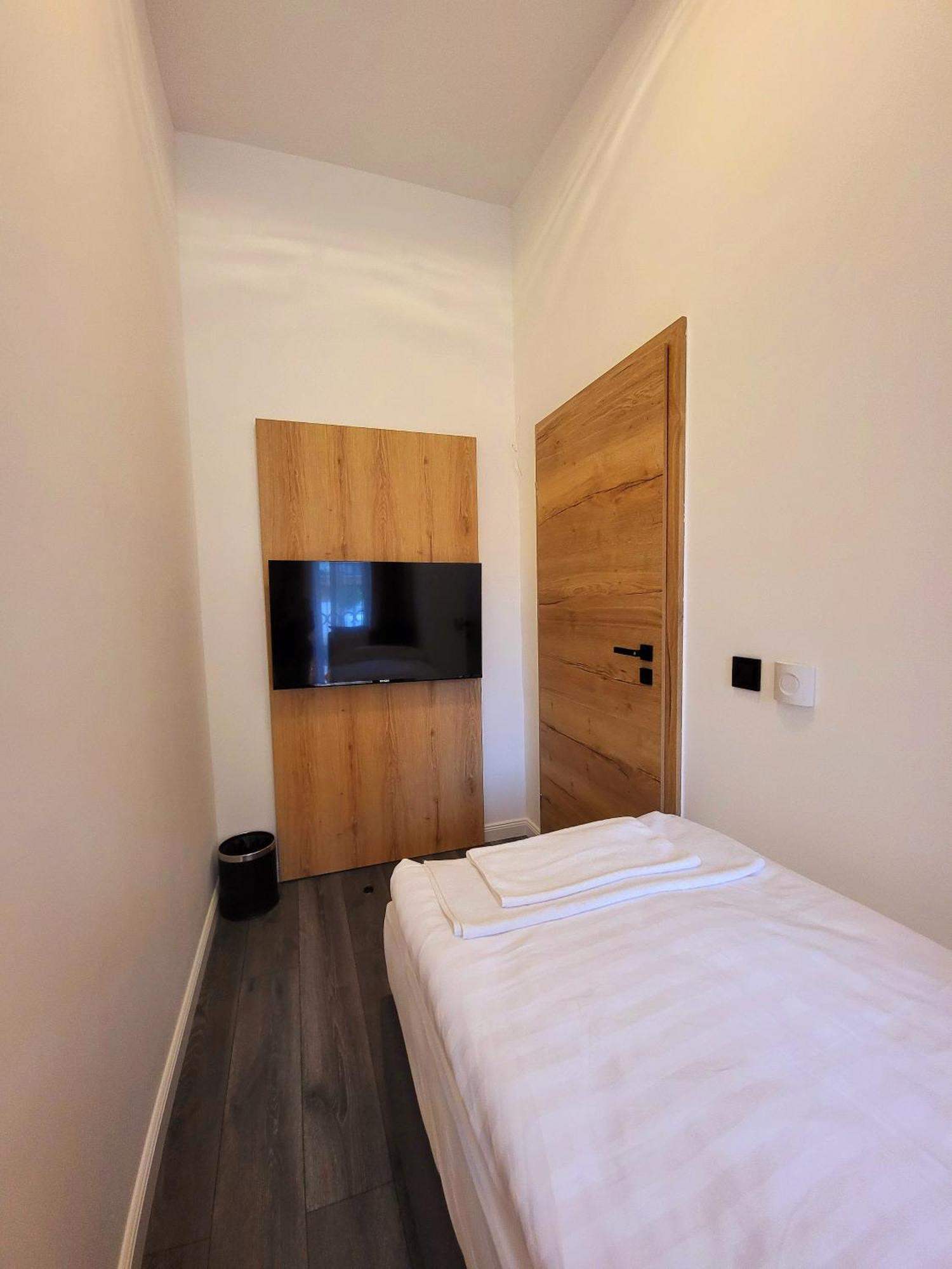 Villa Bauhaus Wellness Apart-Hotel Siofok Room photo
